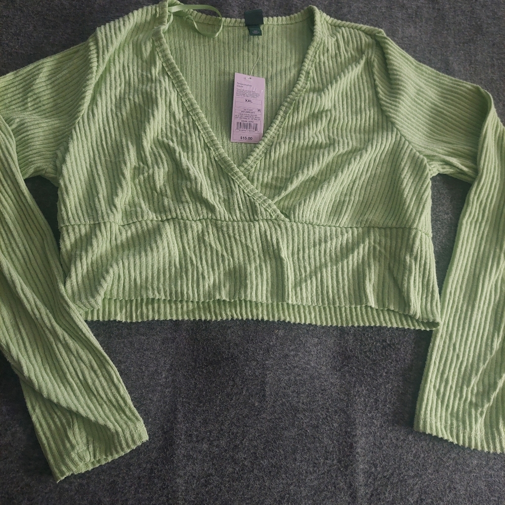 Nwt Wild Fable cropped faux wrap front‎ top  XXL